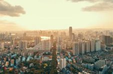 广西因地制宜推进城市7个方面更新行动,提升人居环境质量、人民生活质量、城市竞争力