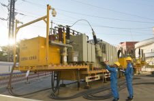 首个110千伏车载式移动变电站助力增容扩建改造保障可靠供电需求