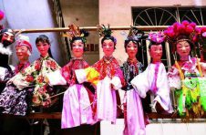 广西梧州：藤县杖头木偶戏——旧时光里的热闹