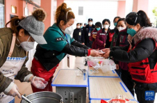 有心有情有温度 广西百色市强化抗疫人文关怀彰显满满暖意