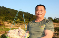 本色不改，老兵探路乡村产业