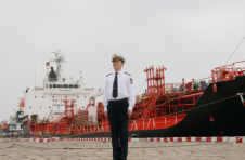广西防城港韦孟昌：在风浪中尽显英雄本色