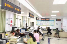 广西北海市海城区：全面推行“全科政务”改革 政务服务实现“一窗通办”