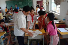 广西钦州翟卫国：青春挥洒在乡村教育的沃土