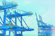 1.0882万标箱！广西钦州自动化集装箱码头完成最大单船作业量