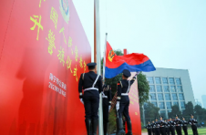 广西南宁警方举行系列活动庆祝第三个“中国人民警察节”